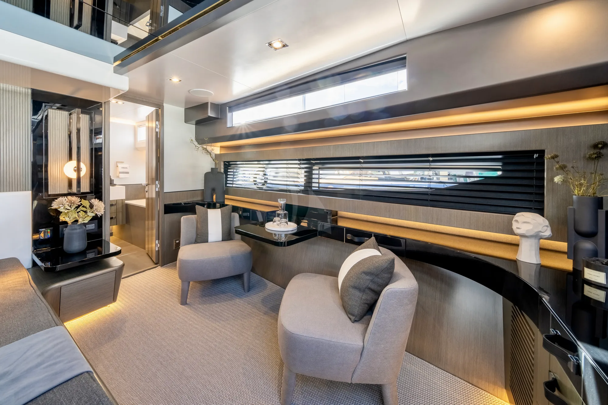 Charter Yacht LADY B II - Pearl 95 - 5 Cabins - Portals - Mallorca - Palma - Ibiza - Balearic Islands - Spain