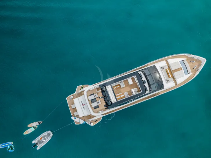 LADY B II Pearl 95 - top aerial shot LADY B II Pearl 95 - top aerial shot