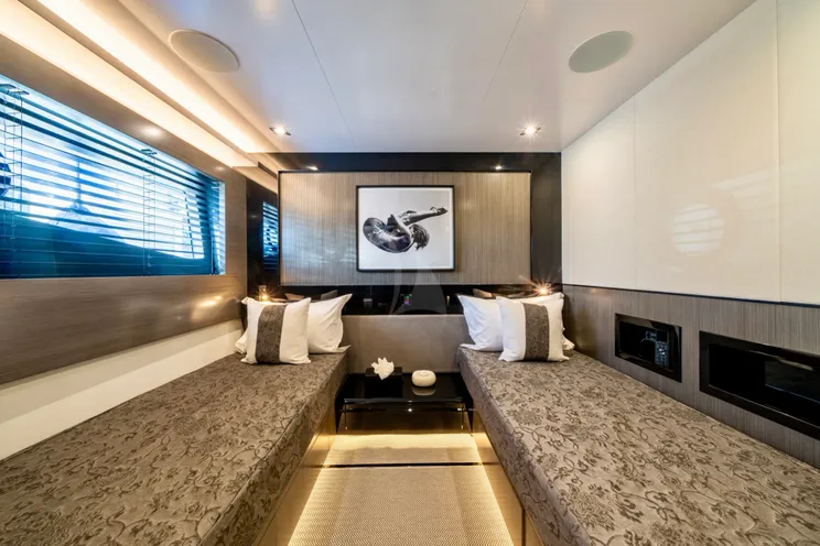 Charter Yacht LADY B II - Pearl 95 - 5 Cabins - Portals - Mallorca - Palma - Ibiza - Balearic Islands - Spain