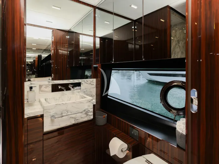 LADY DB Riva 88 Folgore - VIP cabin 2 bathroom LADY DB Riva 88 Folgore - VIP cabin 2 bathroom