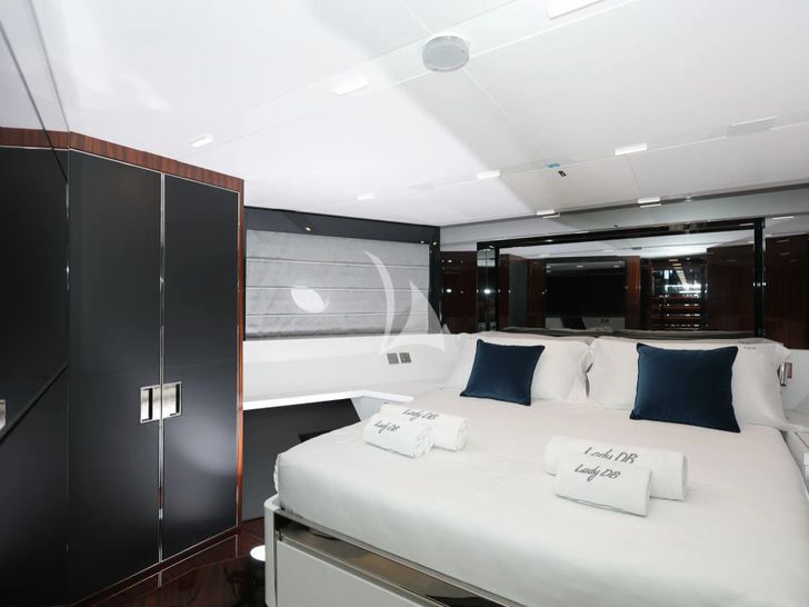 LADY DB Riva 88 Folgore - VIP cabin 3 LADY DB Riva 88 Folgore - VIP cabin 3