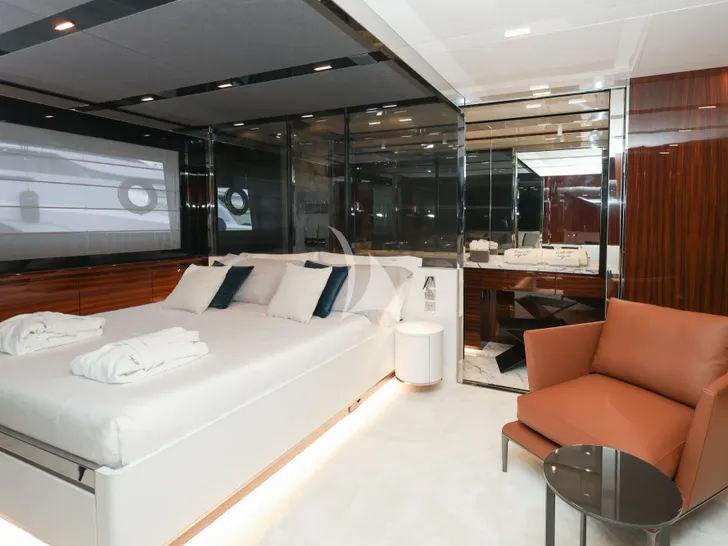 LADY DB Riva 88 Folgore - master cabin LADY DB Riva 88 Folgore - master cabin