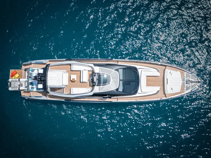 LADY DB Riva 88 Folgore - top aerial shot LADY DB Riva 88 Folgore - top aerial shot