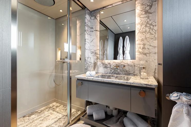 Charter Yacht LADY DIA - Ferretti Custom Line 140 - 5 Cabins - Cannes - St Tropez - Nice - Antibes - French Riviera