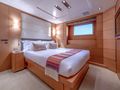 LADY H Benetti Classic 121 - VIP cabi 2 LADY H Benetti Classic 121 - VIP cabi 2