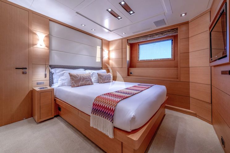 Charter Yacht LADY H - Benetti Classic 121 - 5 Cabins - Nassau - Exumas - Bahamas