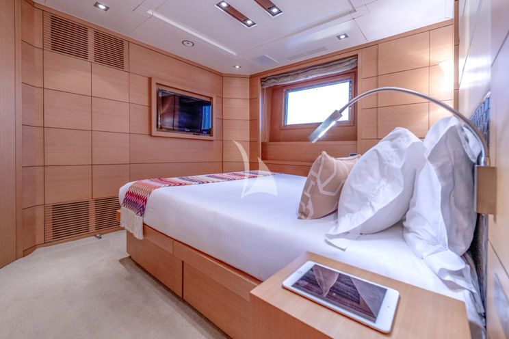 Charter Yacht LADY H - Benetti Classic 121 - 5 Cabins - Nassau - Exumas - Bahamas
