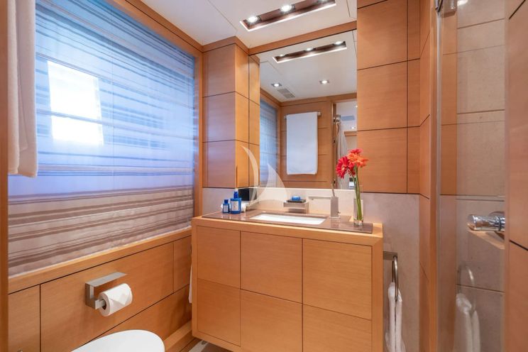 Charter Yacht LADY H - Benetti Classic 121 - 5 Cabins - Nassau - Exumas - Bahamas