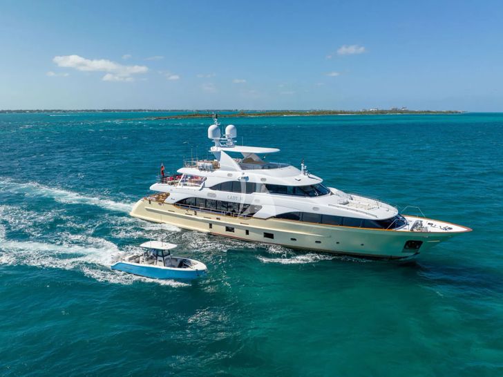 LADY H Benetti Classic 121 - cruising LADY H Benetti Classic 121 - cruising