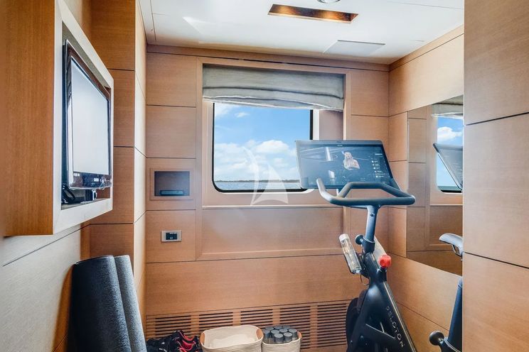 Charter Yacht LADY H - Benetti Classic 121 - 5 Cabins - Nassau - Exumas - Bahamas