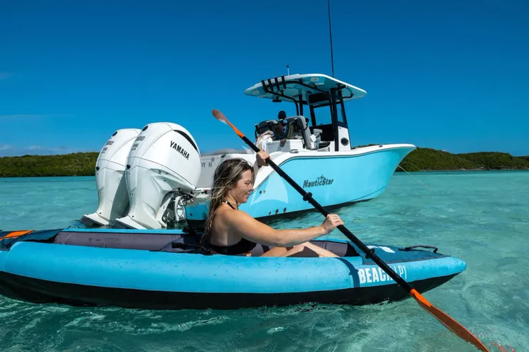 Charter Yacht LADY H - Benetti Classic 121 - 5 Cabins - Nassau - Exumas - Bahamas