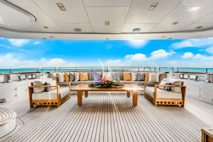 Charter Yacht LADY H - Benetti Classic 121 - 5 Cabins - Nassau - Exumas - Bahamas
