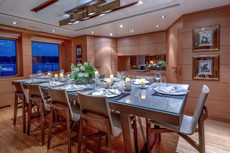 Charter Yacht LADY H - Benetti Classic 121 - 5 Cabins - Nassau - Exumas - Bahamas