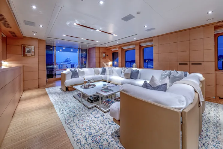 Charter Yacht LADY H - Benetti Classic 121 - 5 Cabins - Nassau - Exumas - Bahamas