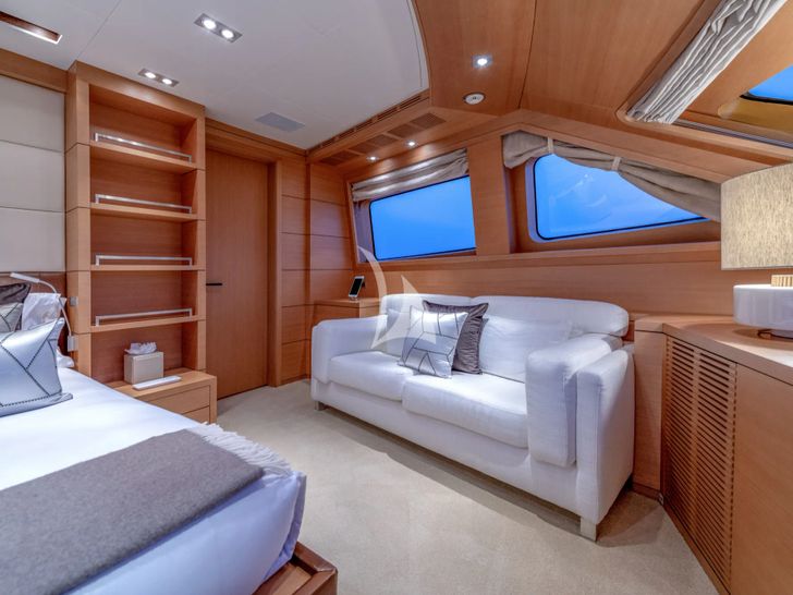 LADY H Benetti Classic 121 - master cabin seating LADY H Benetti Classic 121 - master cabin seating