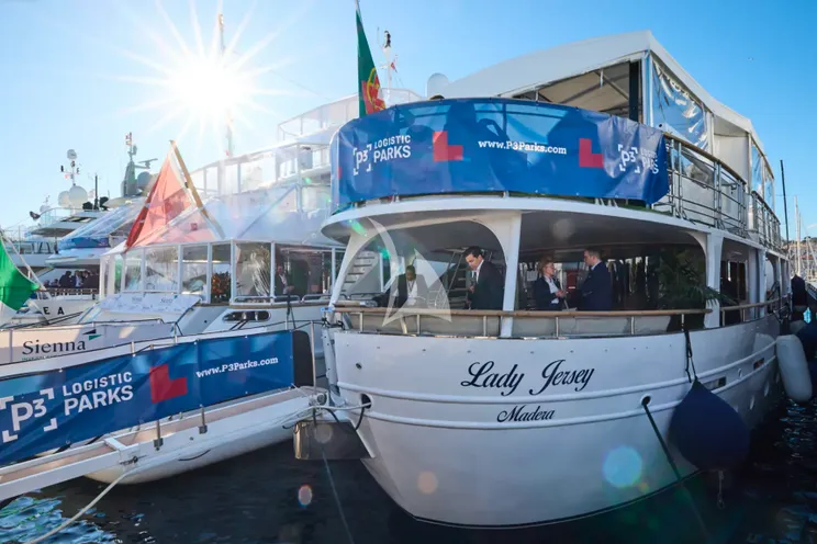 Charter Yacht LADY JERSEY - Abeking and Rasmussen 36m - 5 Cabins - Cannes - Antibes - St Tropez - Nice - French Riviera - Monaco