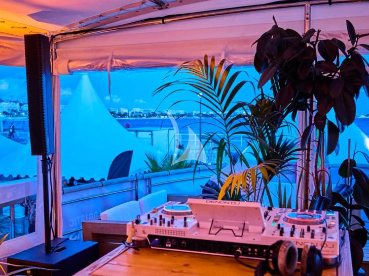 LADY JERSEY Abeking and Rasmussen 36m - dj station LADY JERSEY Abeking and Rasmussen 36m - dj station