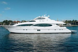 LADY KRISTINA - Lazzara 112 - 5 Cabins - Nassau - Exumas - Bahamas LADY KRISTINA - Lazzara 112 - 5 Cabins - Nassau - Exumas - Bahamas