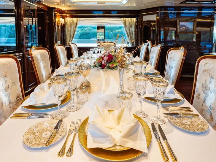 LADY LENA Sanlorenzo 52 - formal dining set up LADY LENA Sanlorenzo 52 - formal dining set up