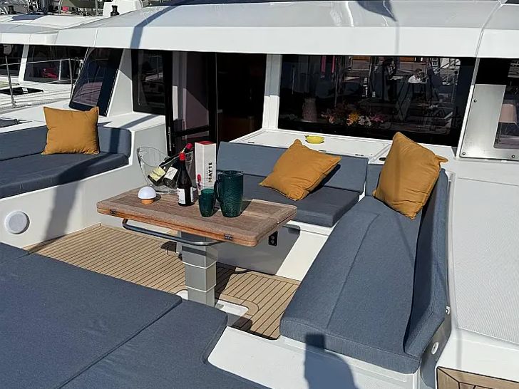 LADY M Bali 5.2 - foredeck lounge LADY M Bali 5.2 - foredeck lounge