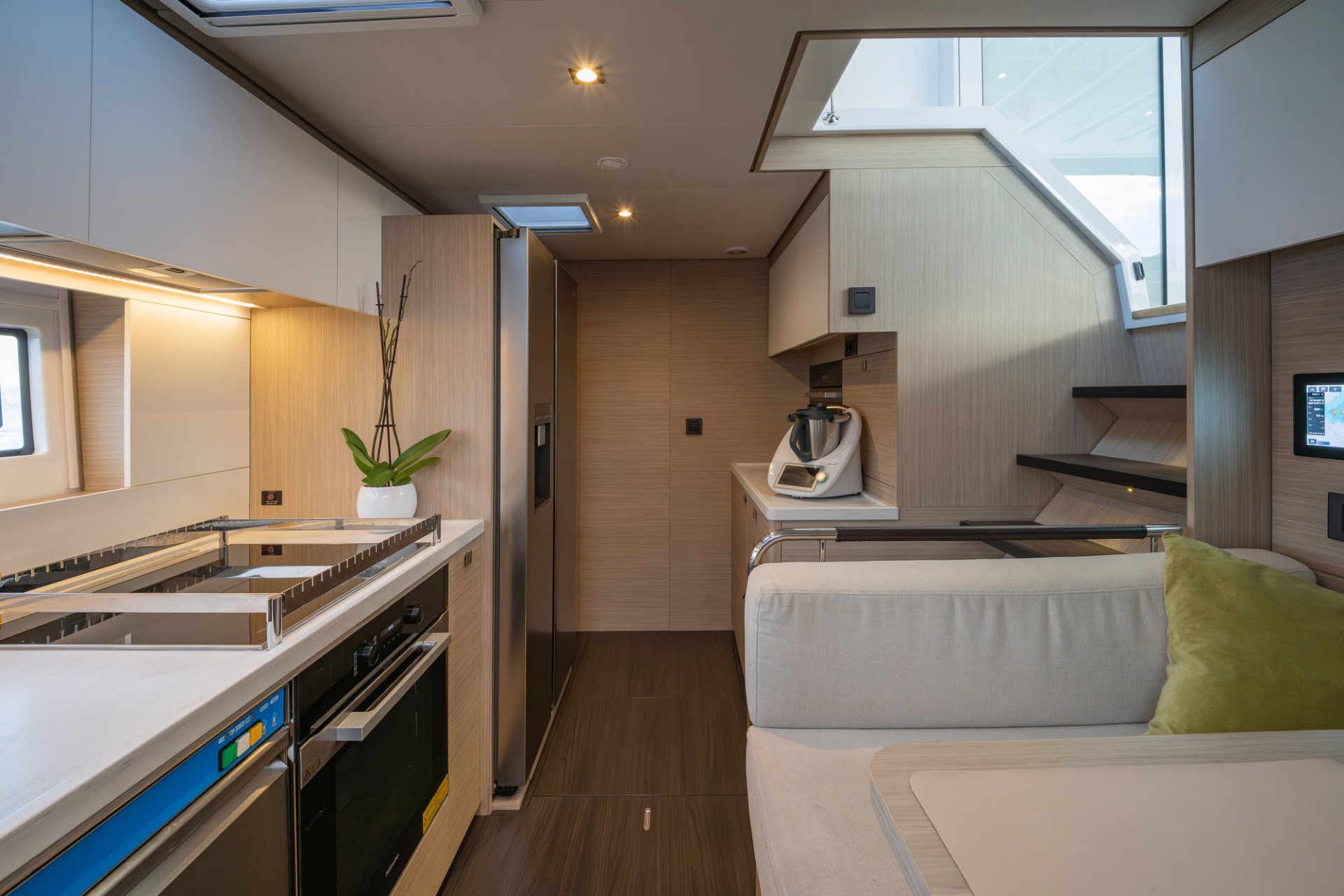 Charter Yacht LADY M - Lagoon 60 - 4 Cabins - Athens - Mykonos - Paros - Cyclades - Greece