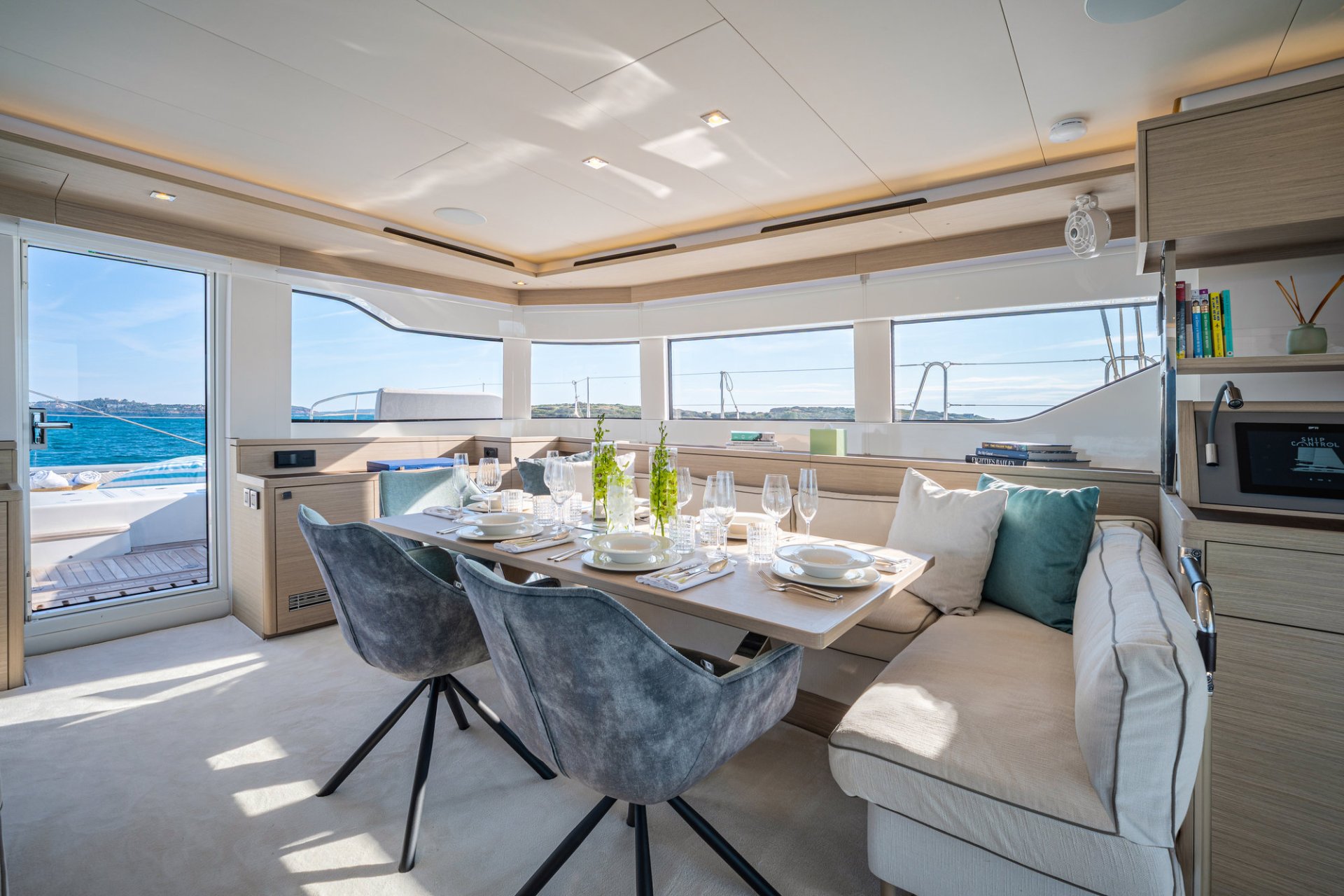 Charter Yacht LADY M - Lagoon 60 - 4 Cabins - Athens - Mykonos - Paros - Cyclades - Greece