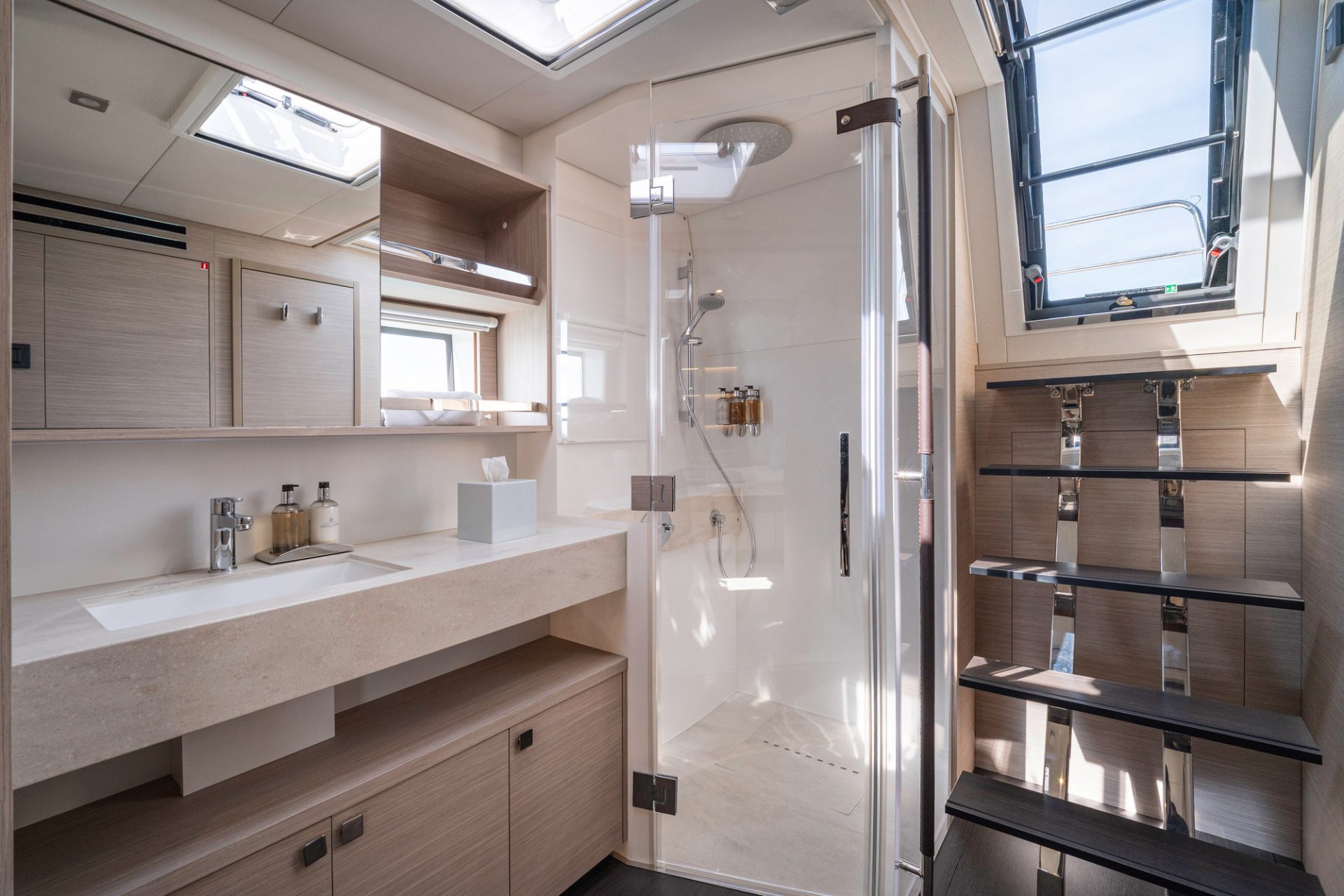 Charter Yacht LADY M - Lagoon 60 - 4 Cabins - Athens - Mykonos - Paros - Cyclades - Greece