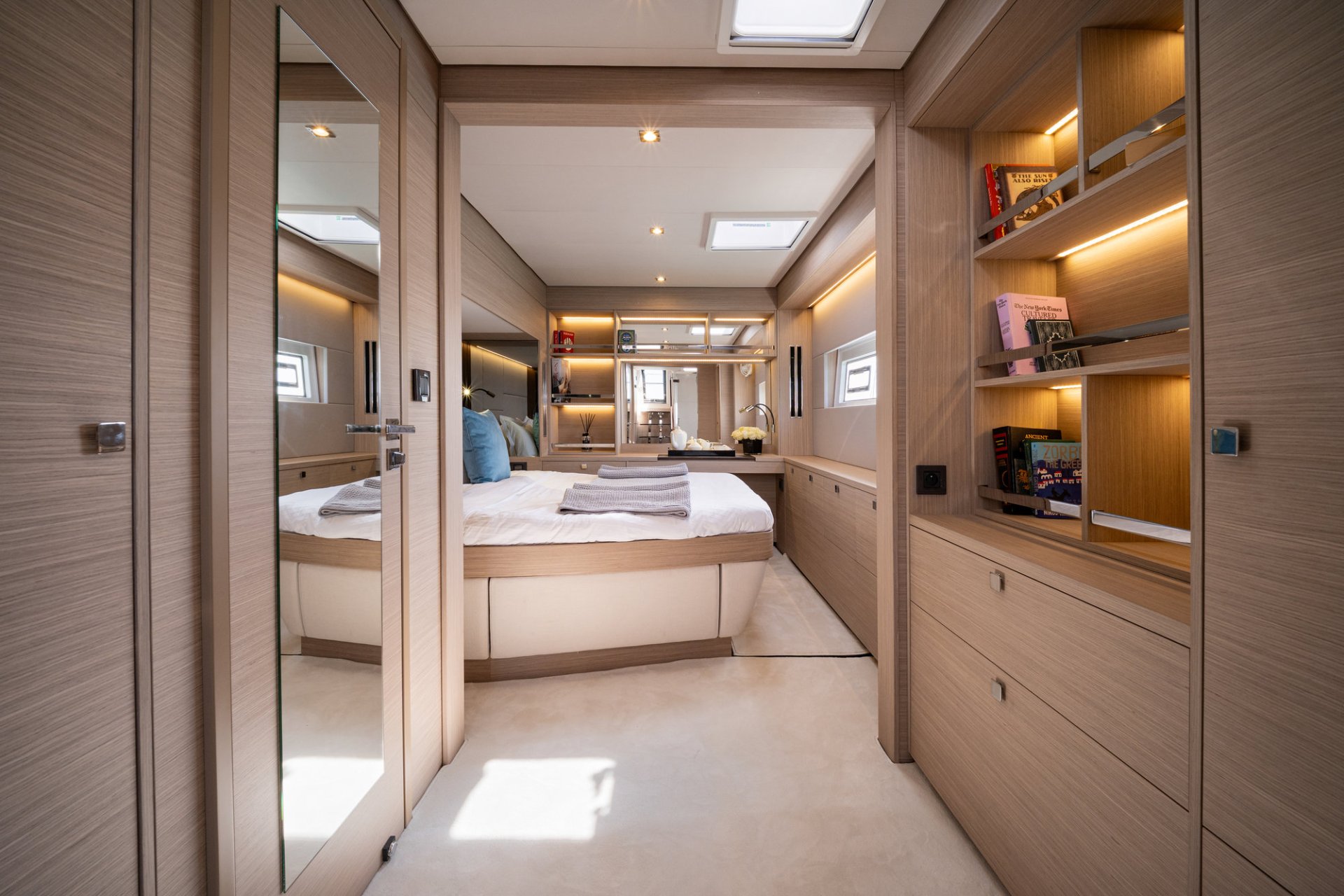 Charter Yacht LADY M - Lagoon 60 - 4 Cabins - Athens - Mykonos - Paros - Cyclades - Greece