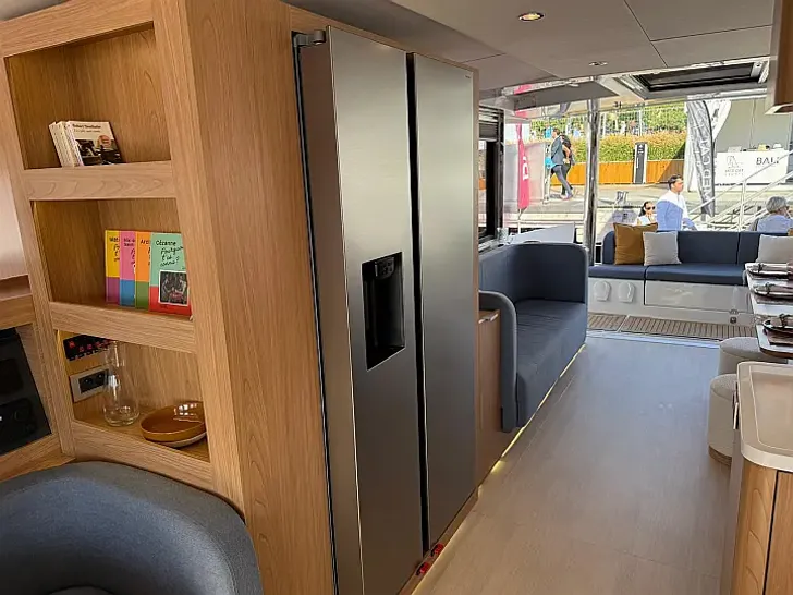 LADY M Bali 5.2 - refrigerator LADY M Bali 5.2 - refrigerator