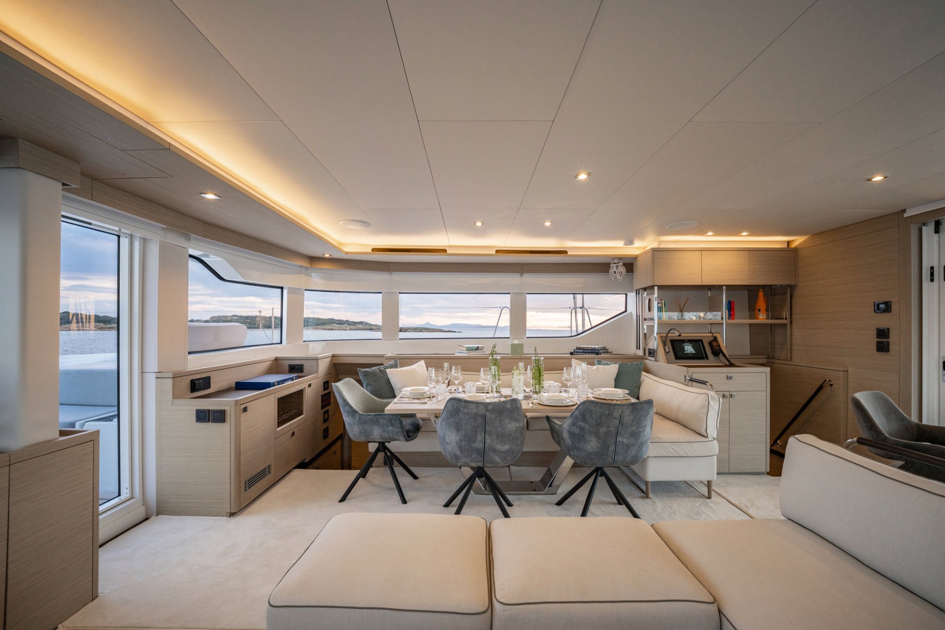 Charter Yacht LADY M - Lagoon 60 - 4 Cabins - Athens - Mykonos - Paros - Cyclades - Greece