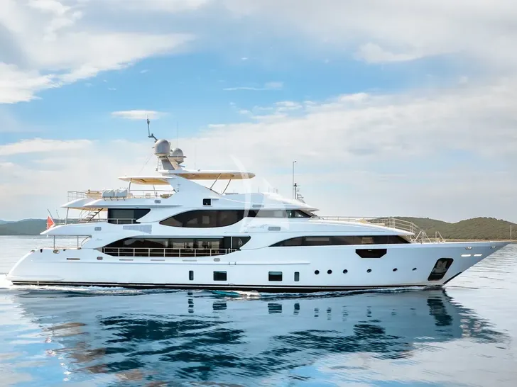 LADY MRD Benetti Crystal 140 - profile LADY MRD Benetti Crystal 140 - profile