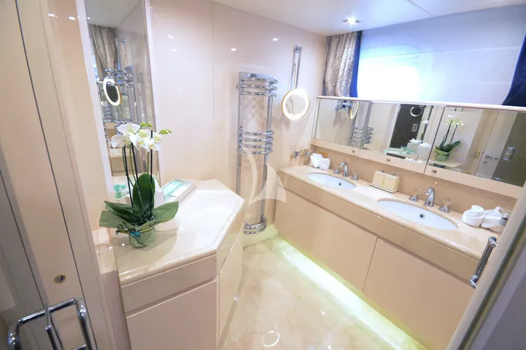 Charter Yacht LADYSHIP - Heesen 41m - 6 Cabins - Sibenik - Split - Hvar - Dubrovnik - Croatia - Kotor - Montenegro