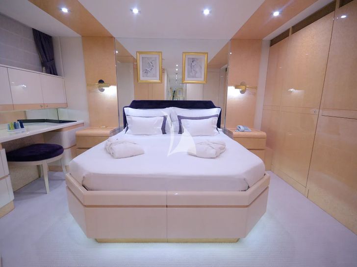 LADYSHIP Heesen 41m - VIP cabin 2 LADYSHIP Heesen 41m - VIP cabin 2