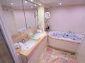 LADYSHIP Heesen 41m - master cabin bathroom LADYSHIP Heesen 41m - master cabin bathroom
