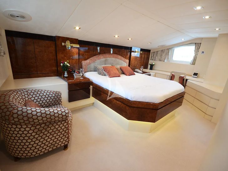 LADYSHIP Heesen 41m - master cabin LADYSHIP Heesen 41m - master cabin