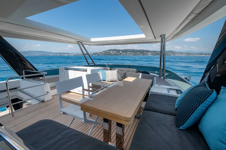 Charter Yacht LA FREGATE - Lagoon 630 - 4 Cabins - Toulon - Cannes- Antibes - Monaco