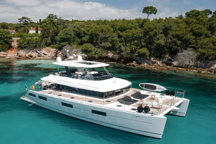 Charter Yacht LA FREGATE - Lagoon 630 - 4 Cabins - Toulon - Cannes- Antibes - Monaco