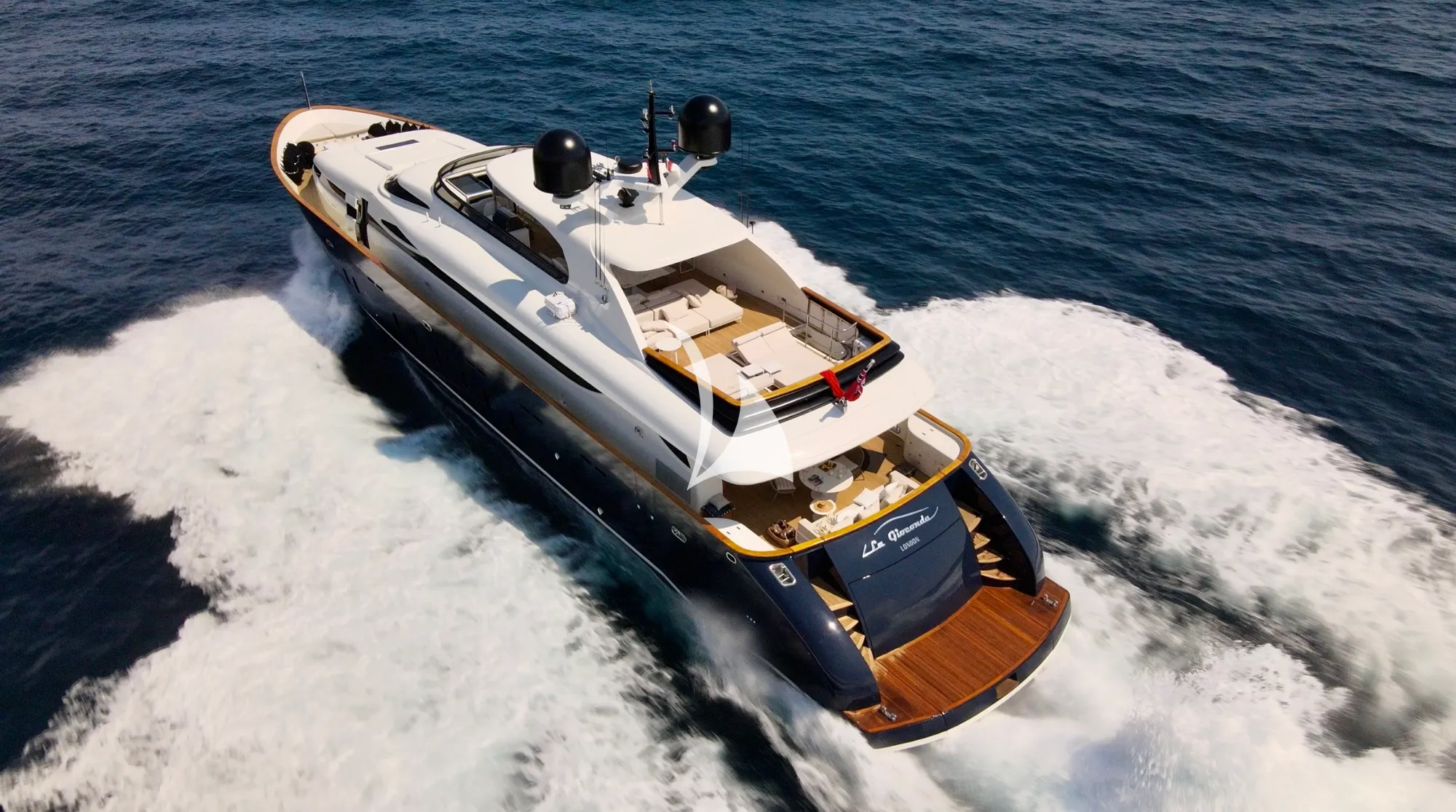 Charter Yacht LA GIOCONDA - Maiora 35DP - 5 Cabins - Golfe Juan - Cannes - St Tropez - Nice - Antibes - Monaco - French Riviera