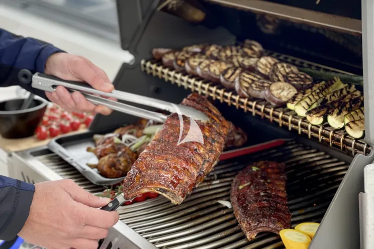 Charter Yacht LA GIOCONDA - Maiora 35DP - 5 Cabins - Golfe Juan - Cannes - St Tropez - Nice - Antibes - Monaco - French Riviera