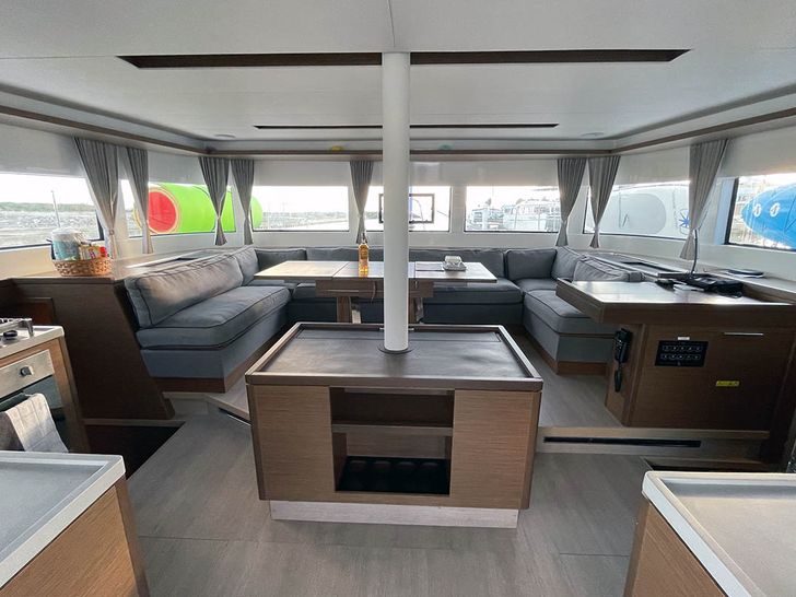 RAGNAROK Lagoon 50 - interior RAGNAROK Lagoon 50 - interior