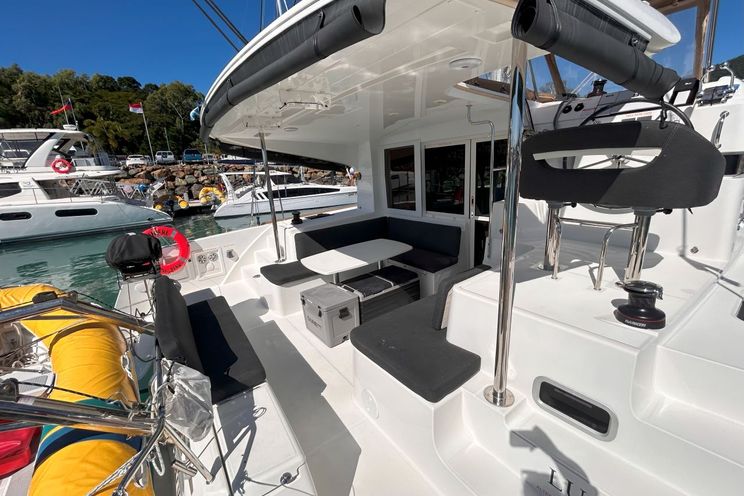 Charter Yacht Lagoon 40 - 4 Cabins - Airlie Beach - Whitsunday Islands - Great Barrier Reef - Australia