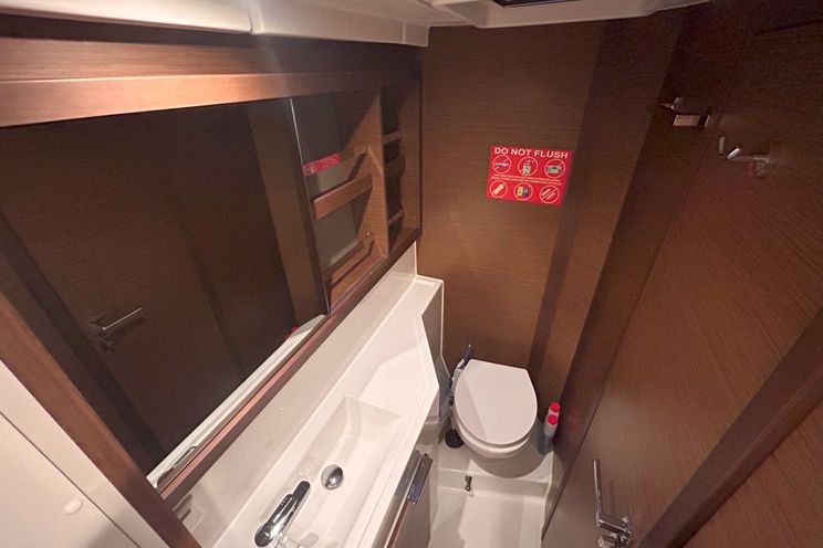 Charter Yacht Lagoon 40 - 4 Cabins - Airlie Beach - Whitsunday Islands - Great Barrier Reef - Australia