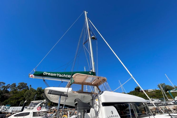 Charter Yacht Lagoon 40 - 4 Cabins - Airlie Beach - Whitsunday Islands - Great Barrier Reef - Australia