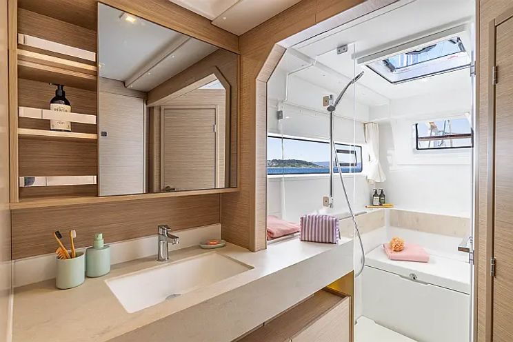 Charter Yacht Lagoon 43 - 3 Cabins - Split - Dubrovnik - Hvar - Croatia