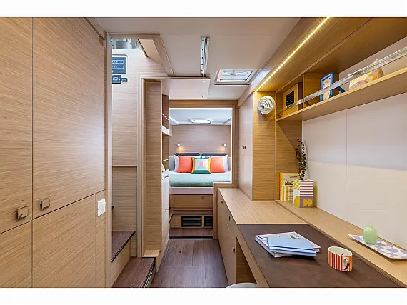 Lagoon 43 - master cabin