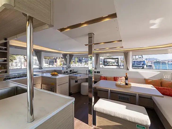 LAGOON 46 - galley LAGOON 46 - galley