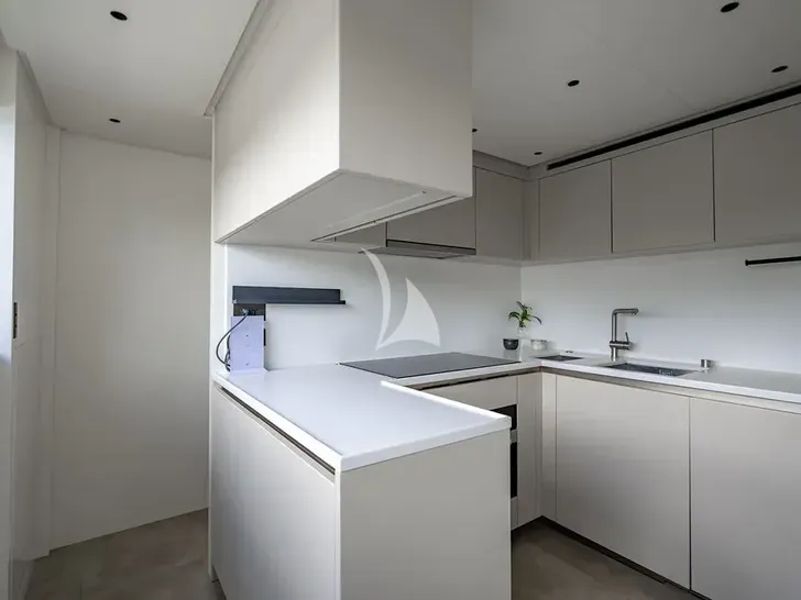 LAILA Sanlorenzo SD90 - galley LAILA Sanlorenzo SD90 - galley