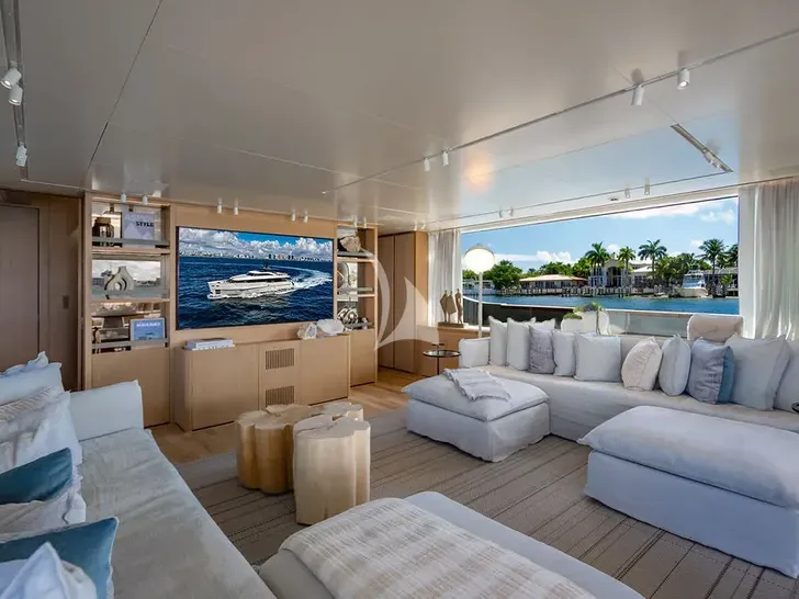 LAILA Sanlorenzo SD90 - main saloon TV lounge LAILA Sanlorenzo SD90 - main saloon TV lounge