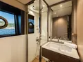 LA MOROCHA Ferretti 1000 - twin cabin 1 bathroom LA MOROCHA Ferretti 1000 - twin cabin 1 bathroom
