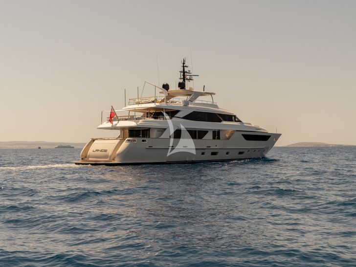 LANCE Sanlorenzo SD126 cruising LANCE Sanlorenzo SD126 cruising